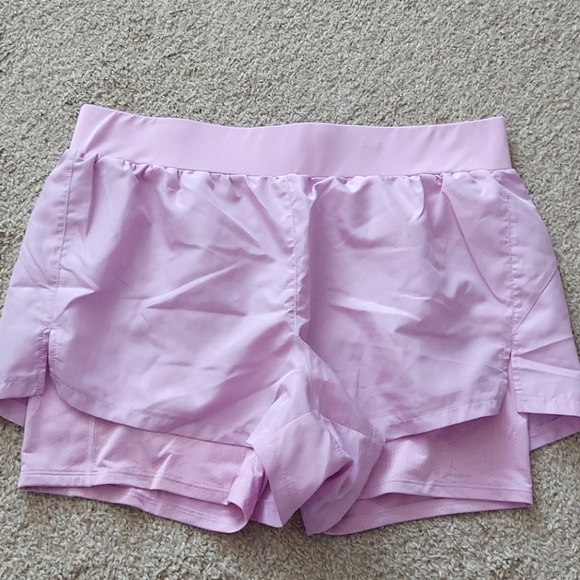 Running Short - Picture 1 of 2